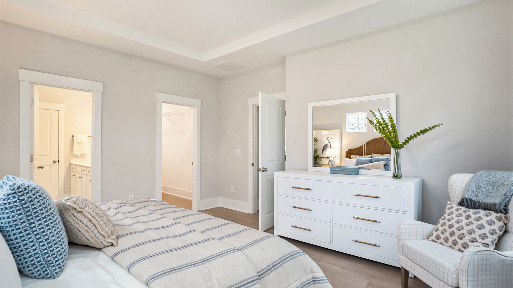 Direct access to en-suite bathroom and walk-in closet in the Eaton primary suite