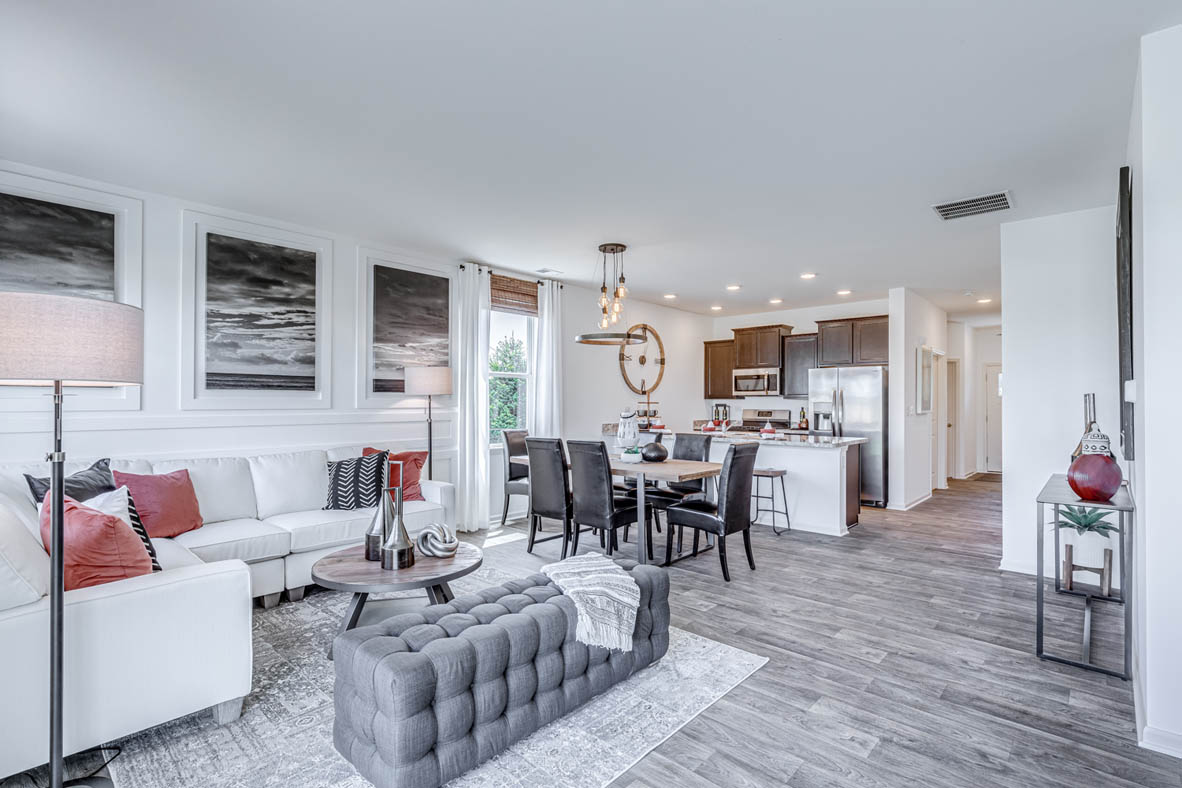 New Homes in Lincoln Valley Ranch Townhomes and Duplexes North Aurora, IL D.R. Horton