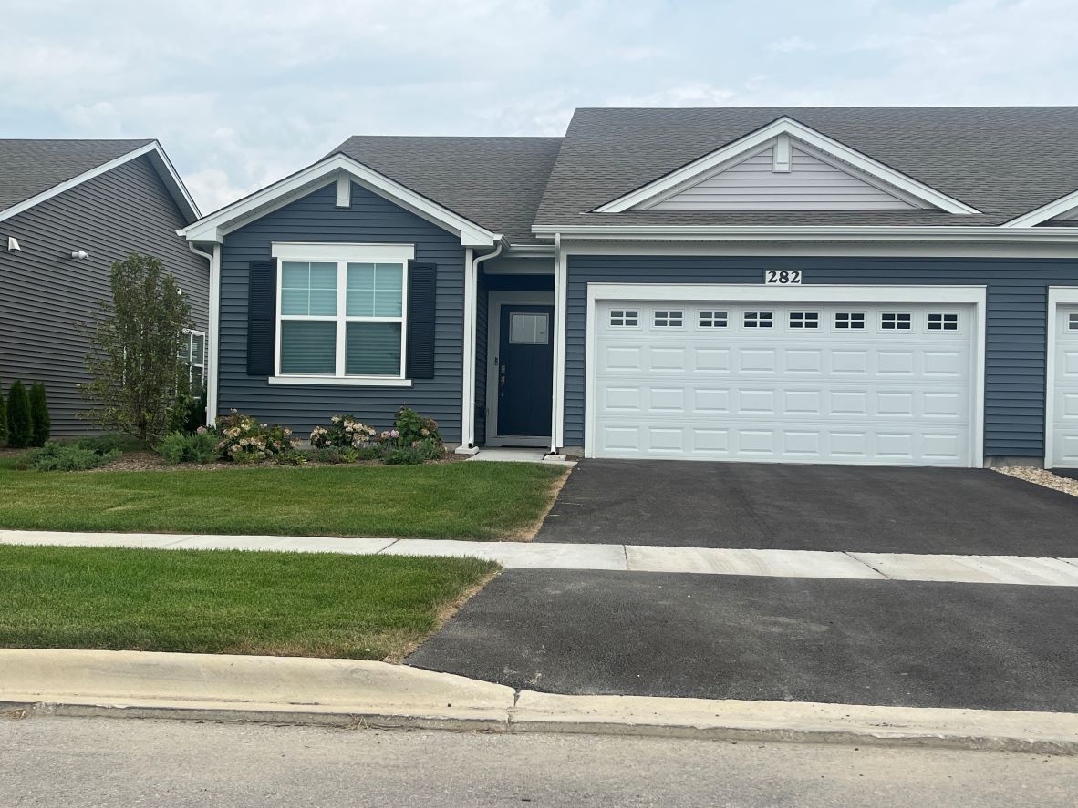 Available Home in Lincoln Valley Ranch Townhomes and Duplexes North