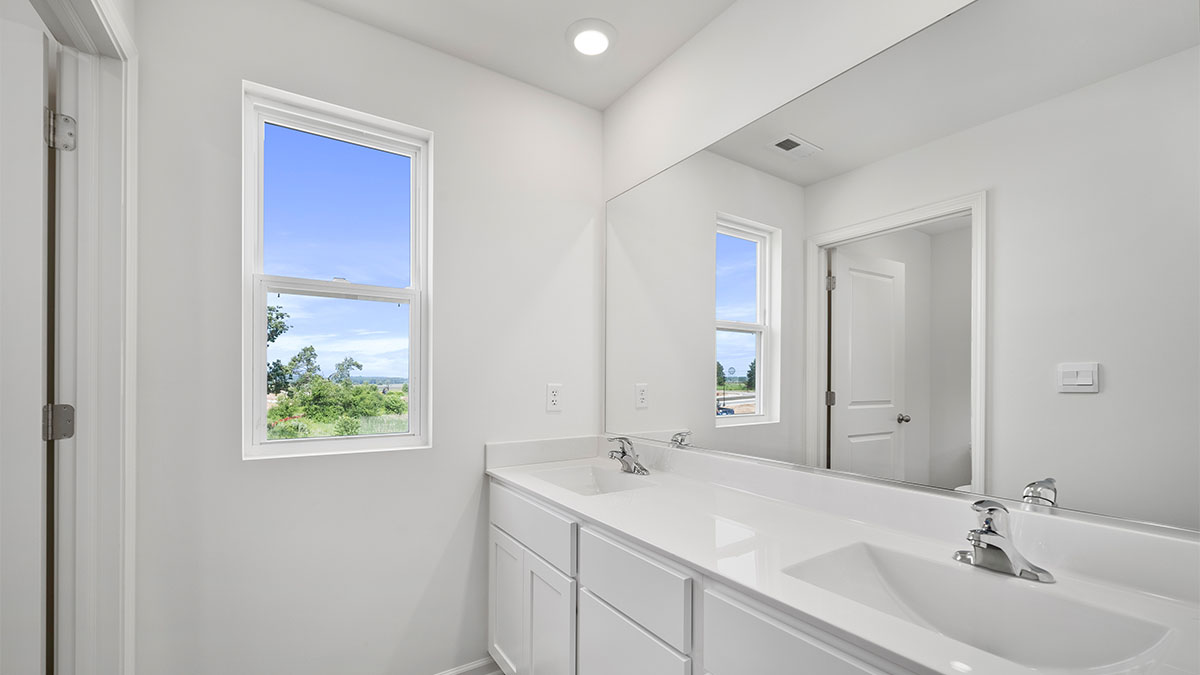 bathroom white cabinet