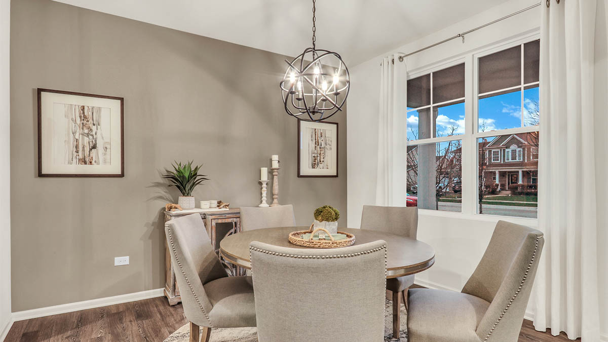 Flex room staged as dinning room