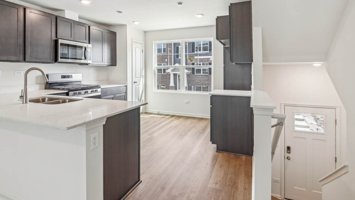 Kitchen with L-shaped island