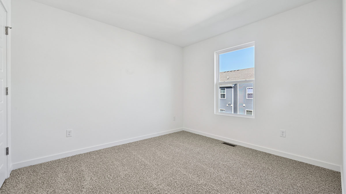Secondary bedroom