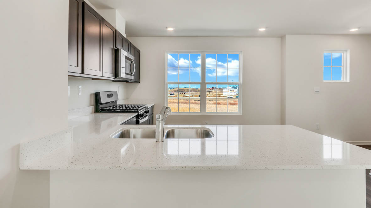 Kitchen with peninsula island