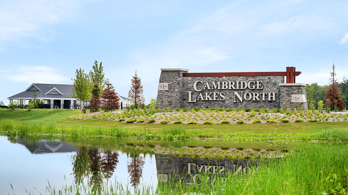 Cambridge lakes north monument