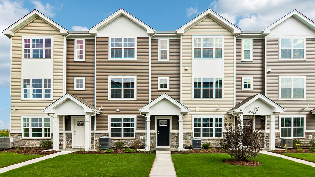 ground level entry to tri level townhome exterior