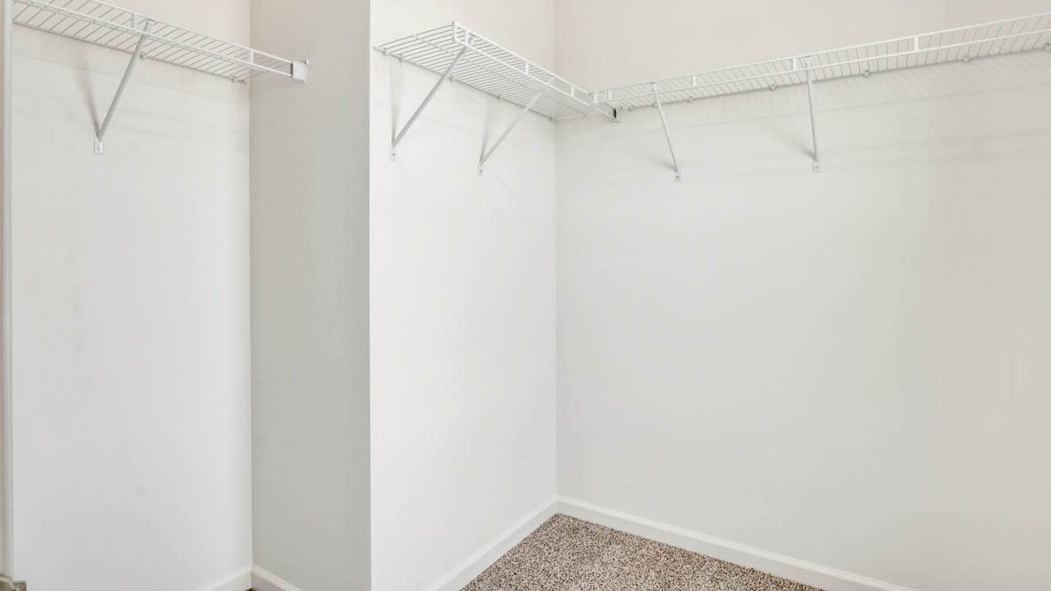 primary walk in closet