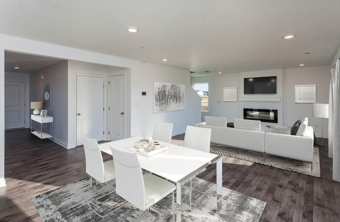 Available Home in Cider Grove Huntley, IL D.R. Horton