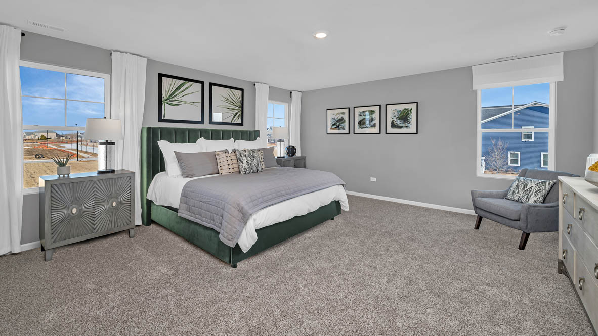 Upstairs primary bedroom