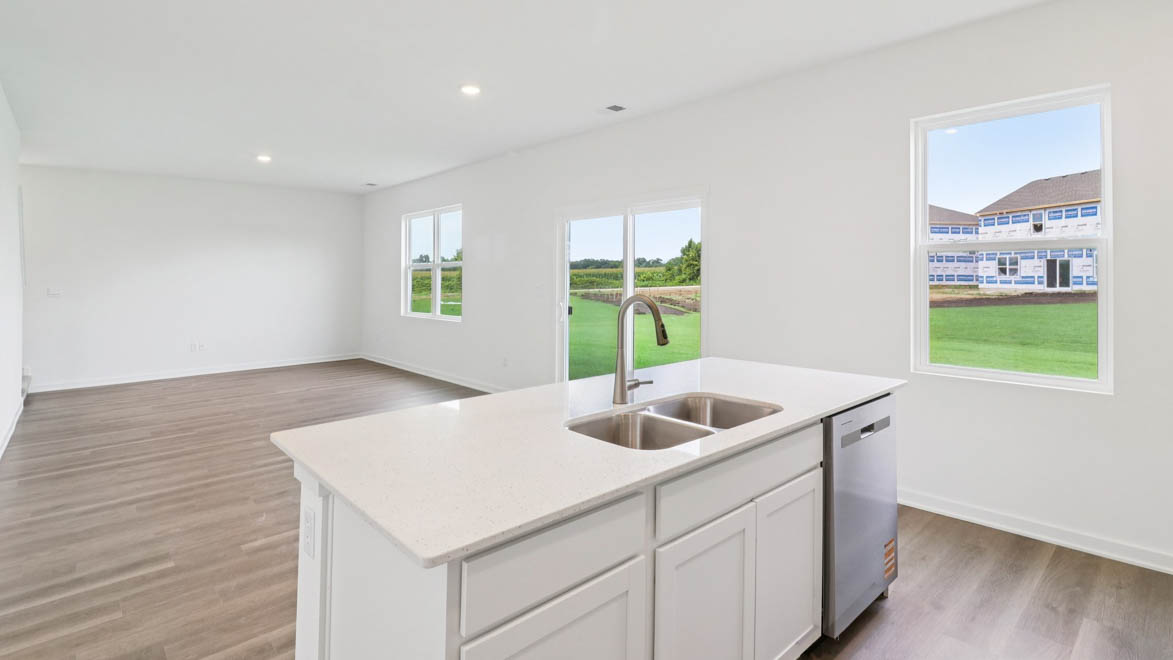 Kitchen dining room combo