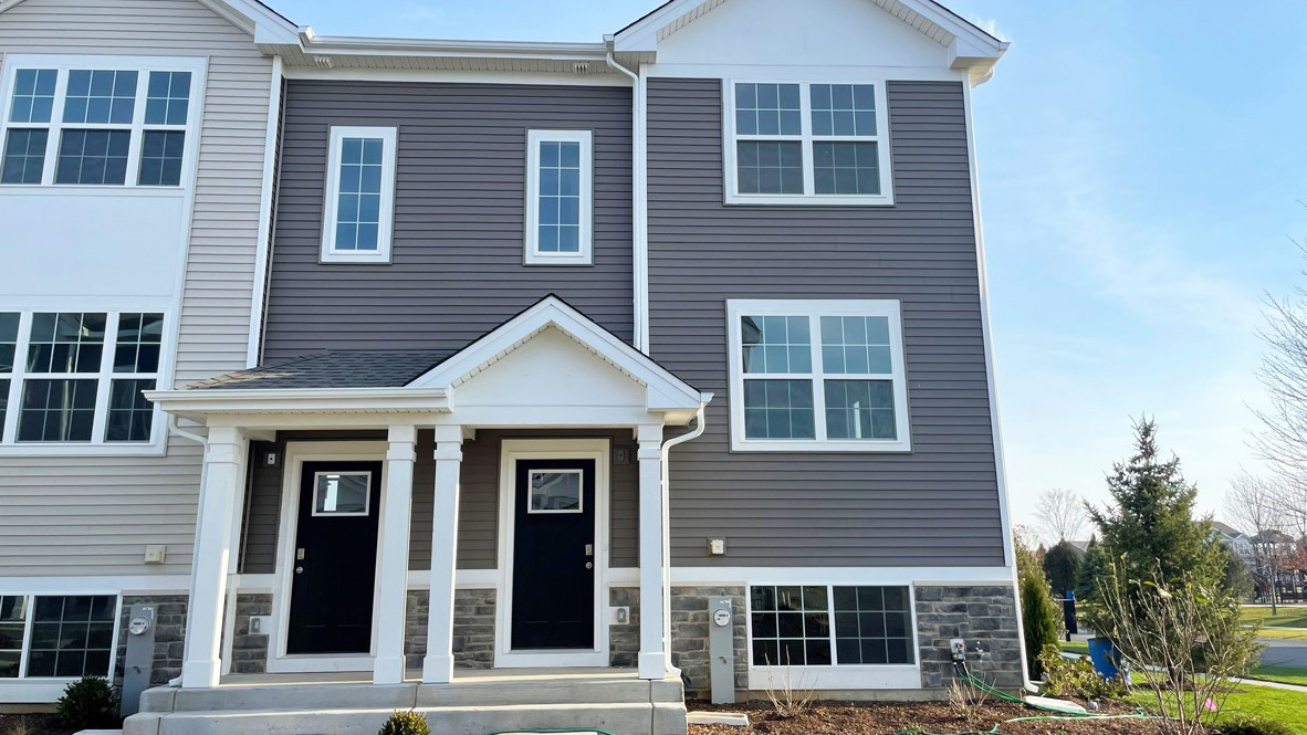 Available Home in Stonewater Townhomes Wonder Lake, IL D.R. Horton