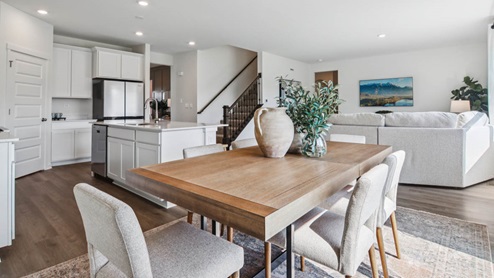 Dining room to the side of kitchen
