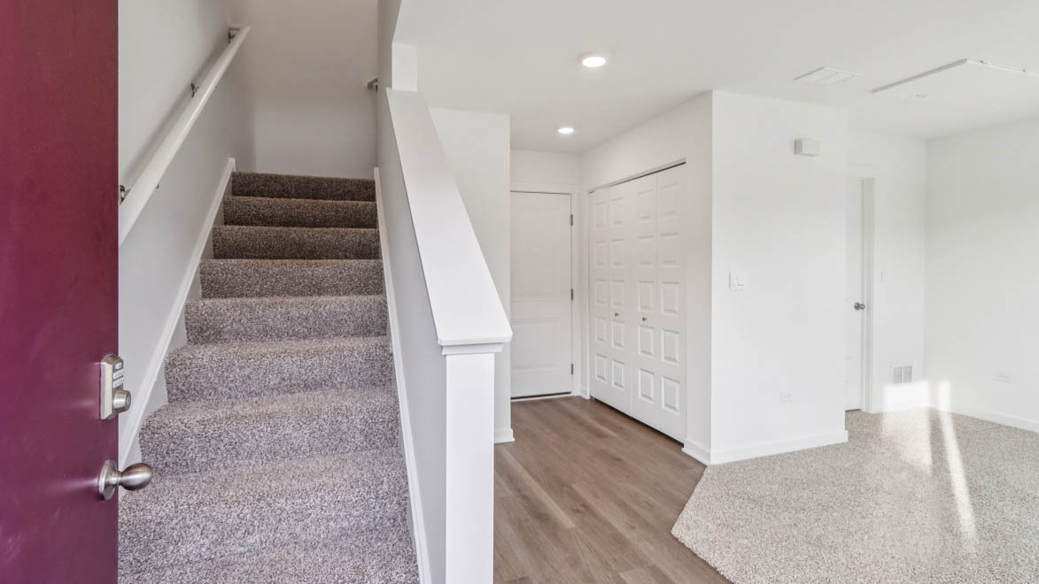 ground level entry to monroe model