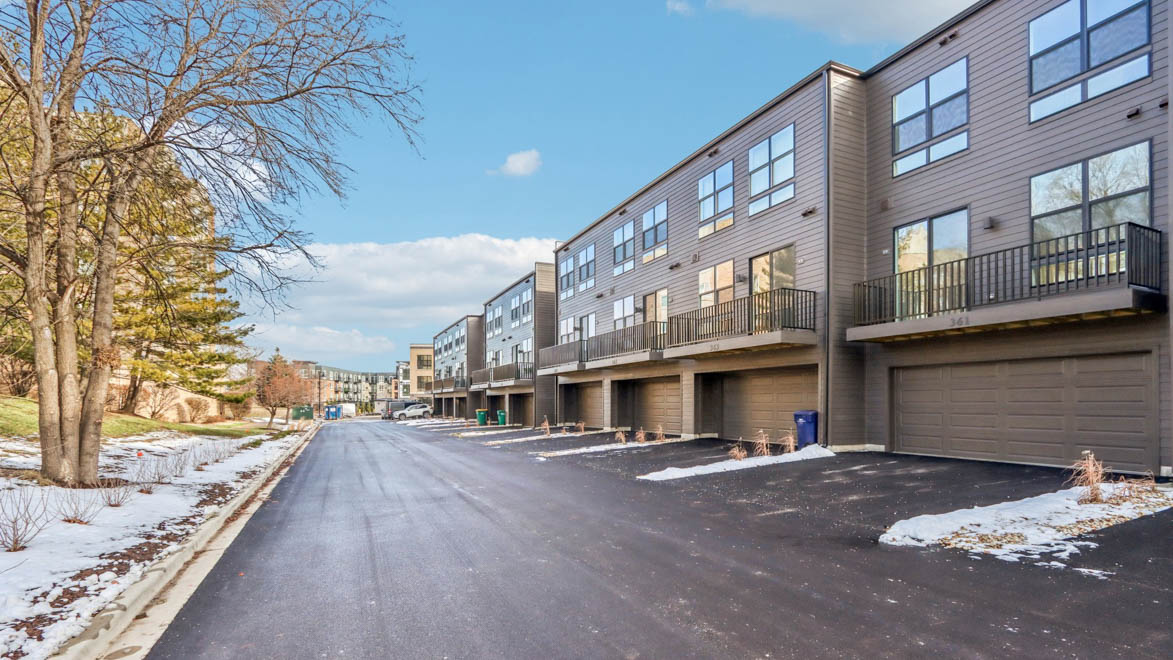 rear loading garage townhomes