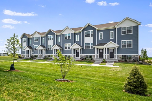 townhome exterior view