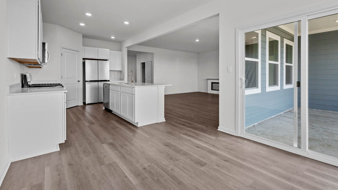 Dining room to the side of kitchen