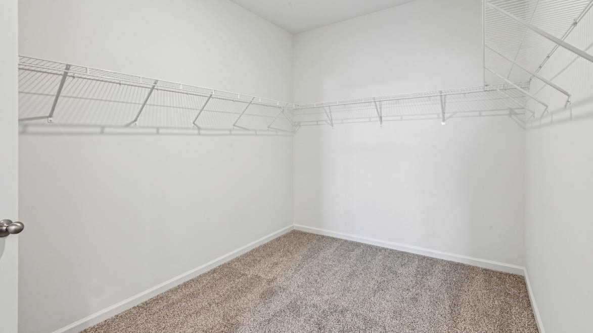 Walk in closet