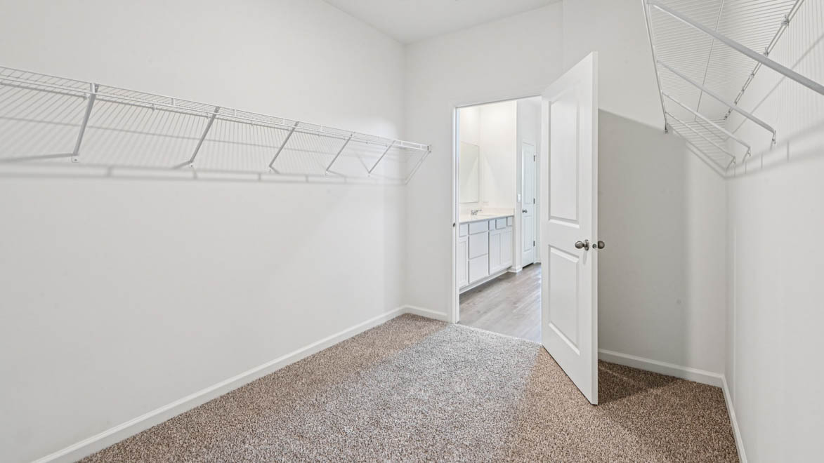 Primary walk in closet