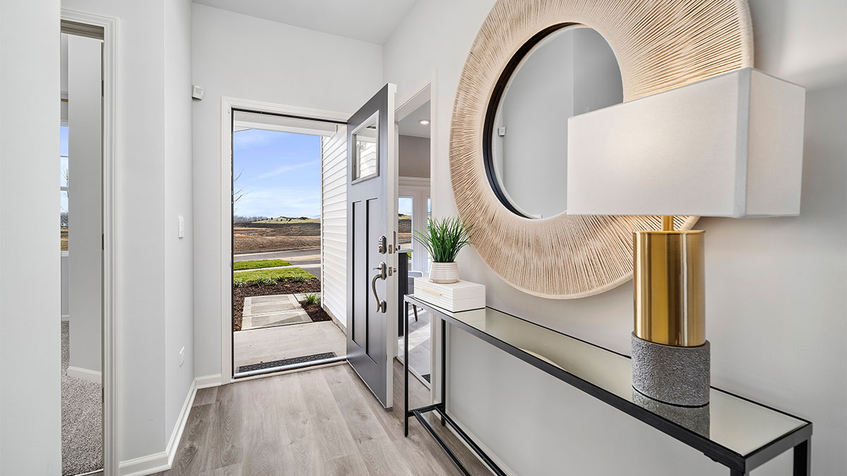 Entrance hallway to clifton