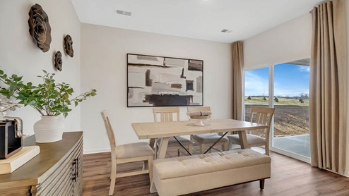 Taylor-003 Dining area with slider
