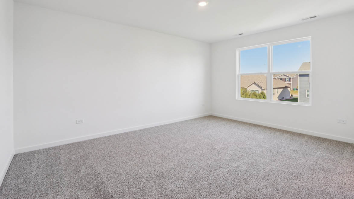 Upstairs primary bedroom