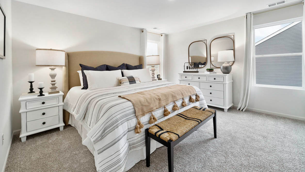 Upstairs primary bedroom