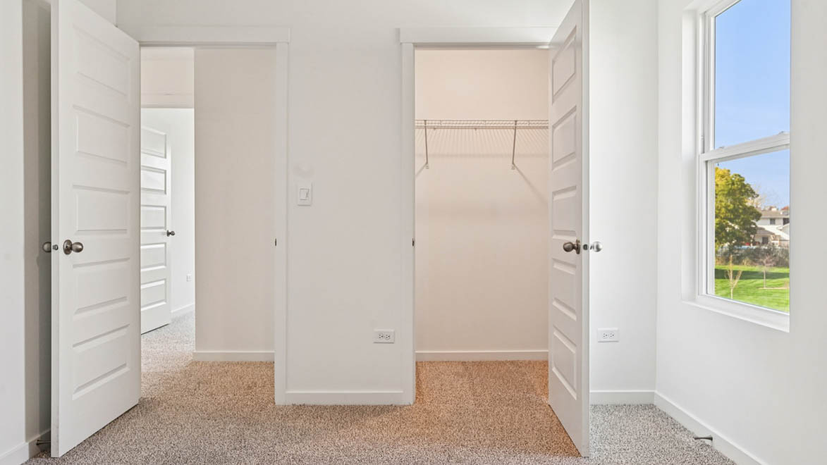 Bedroom number 4 with walk in closet