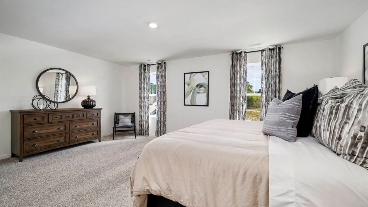 Bellamy-Hobart-IN-model-primary-bedroom