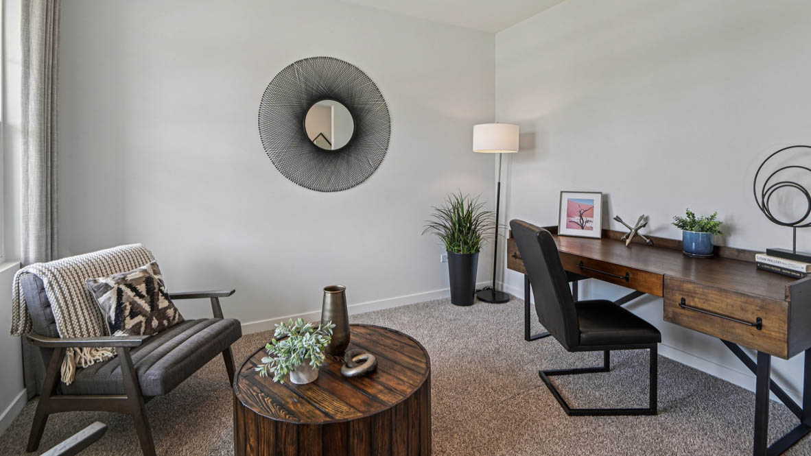 Flex room off of entry way