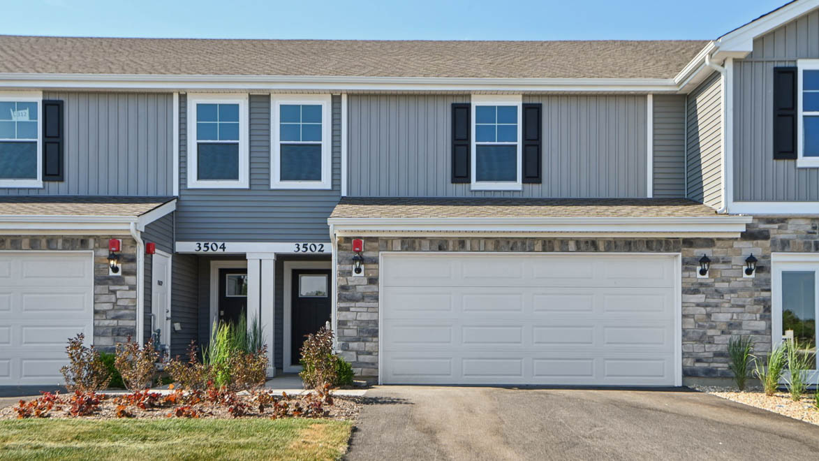 Exterior image of the Tallmadge townhome in Grande Reserve