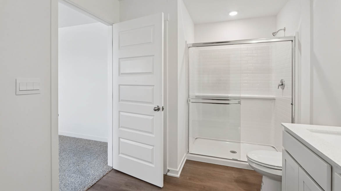 primary bathoom with walk in shower