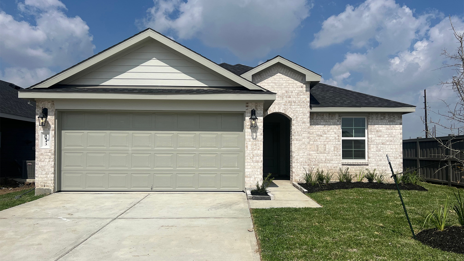 Available Home in Caldwell Ranch Rosharon, TX D.R. Horton