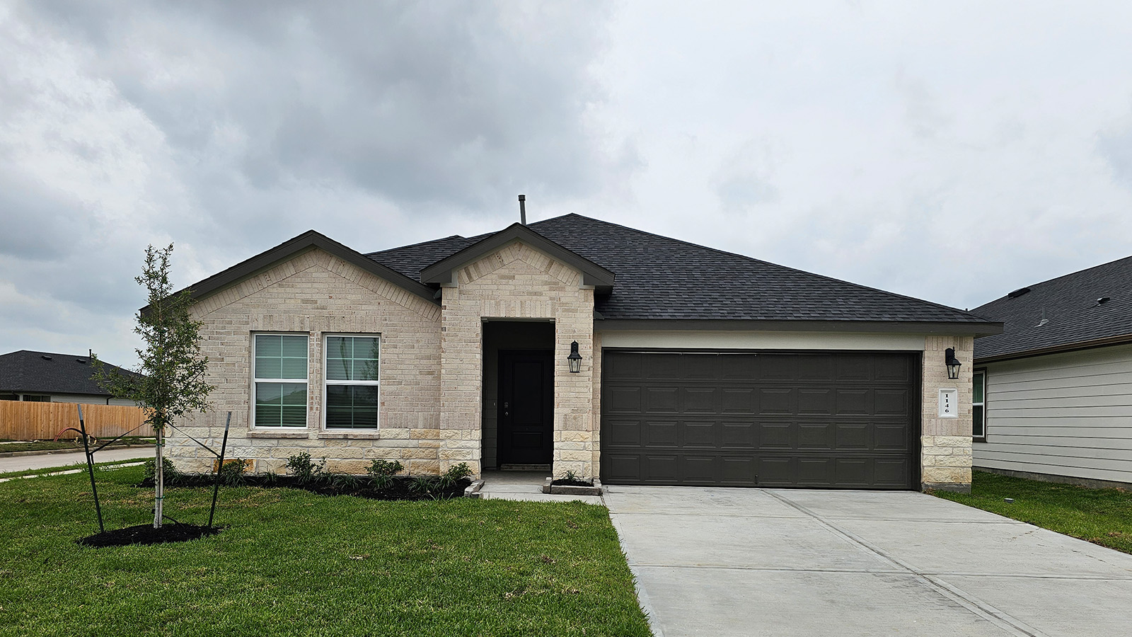Available Home in Caldwell Ranch Rosharon, TX D.R. Horton