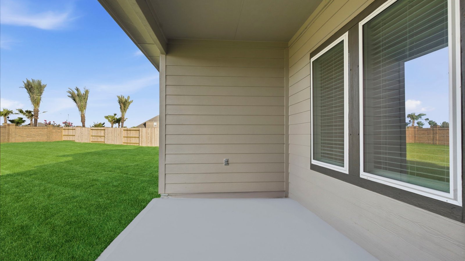 covered back patio