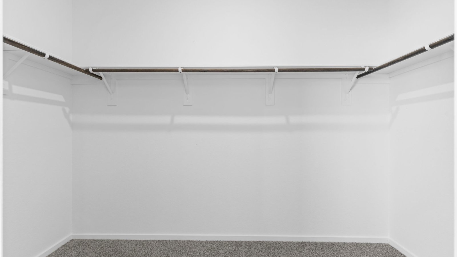 walk in laundry room