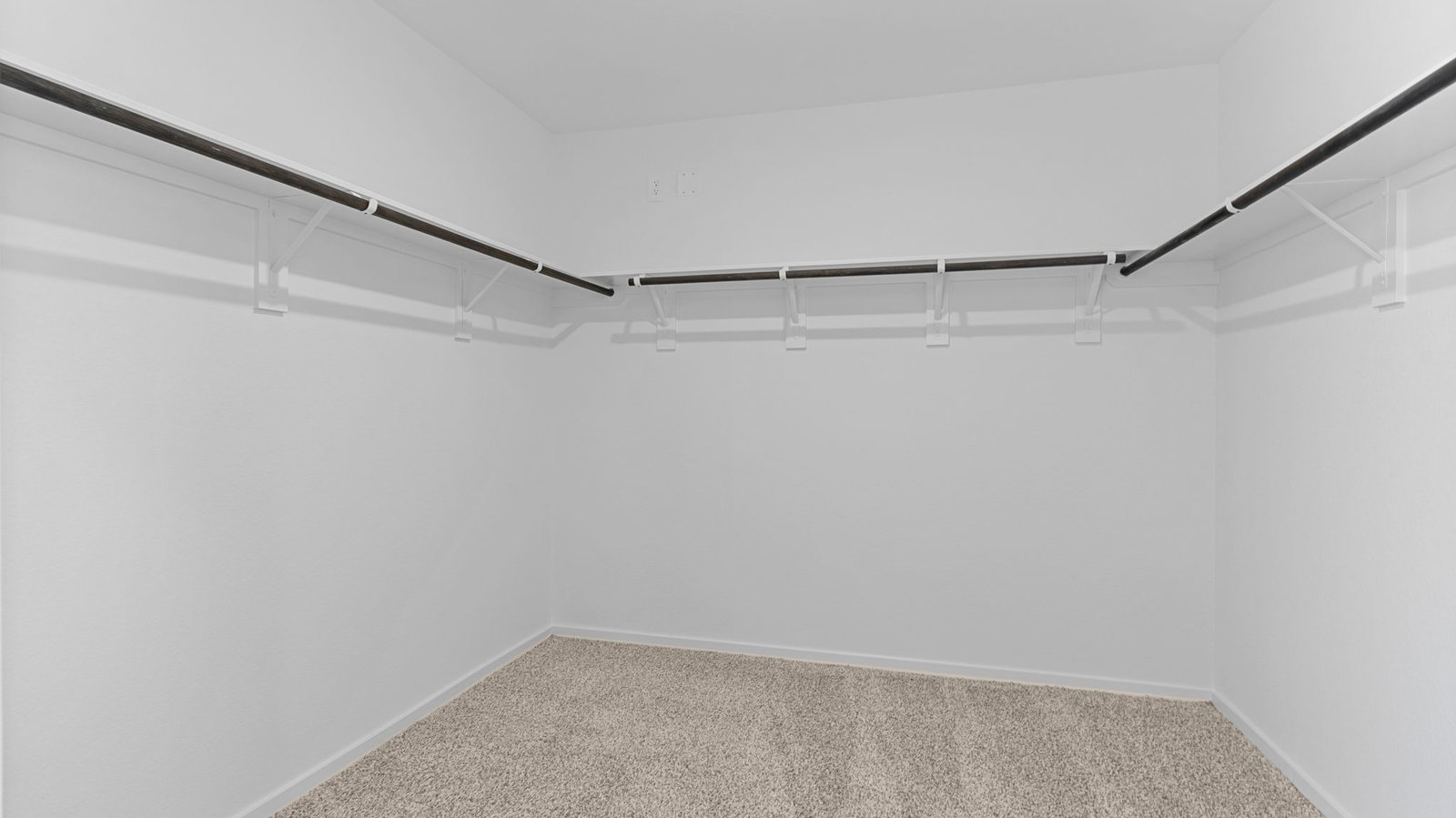 primary walk in closet