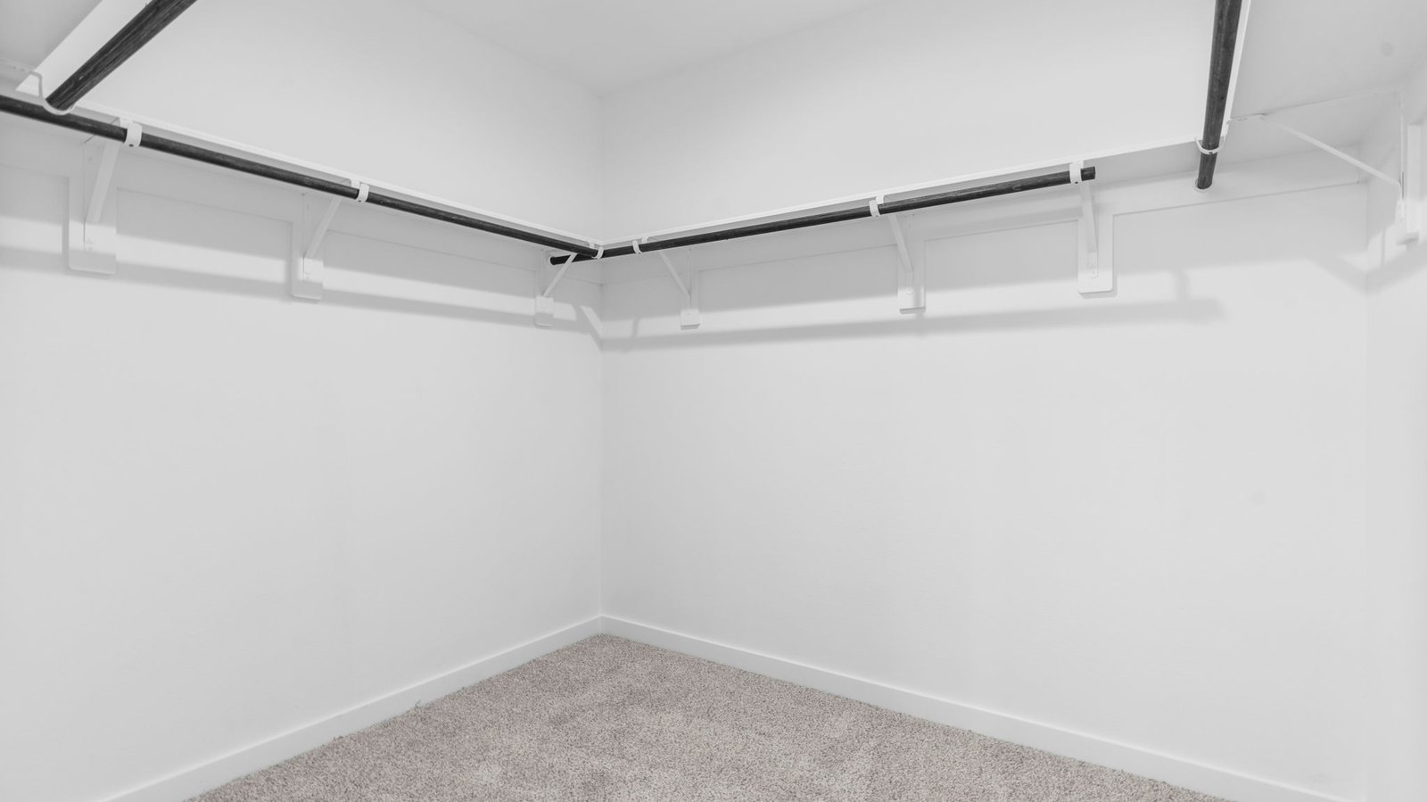 walk in primary closet