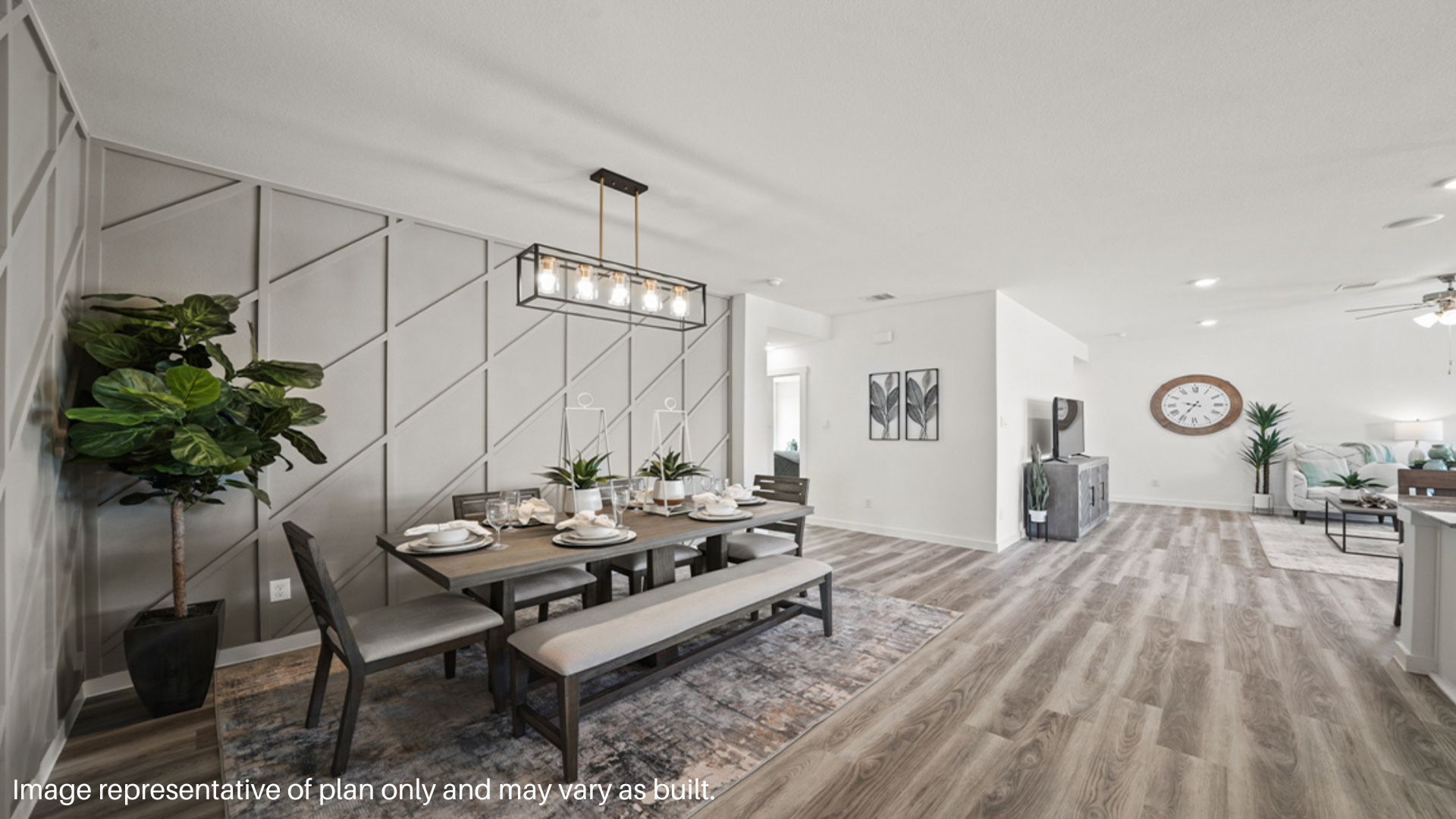 Entry Dining area that opens up to the ktichen