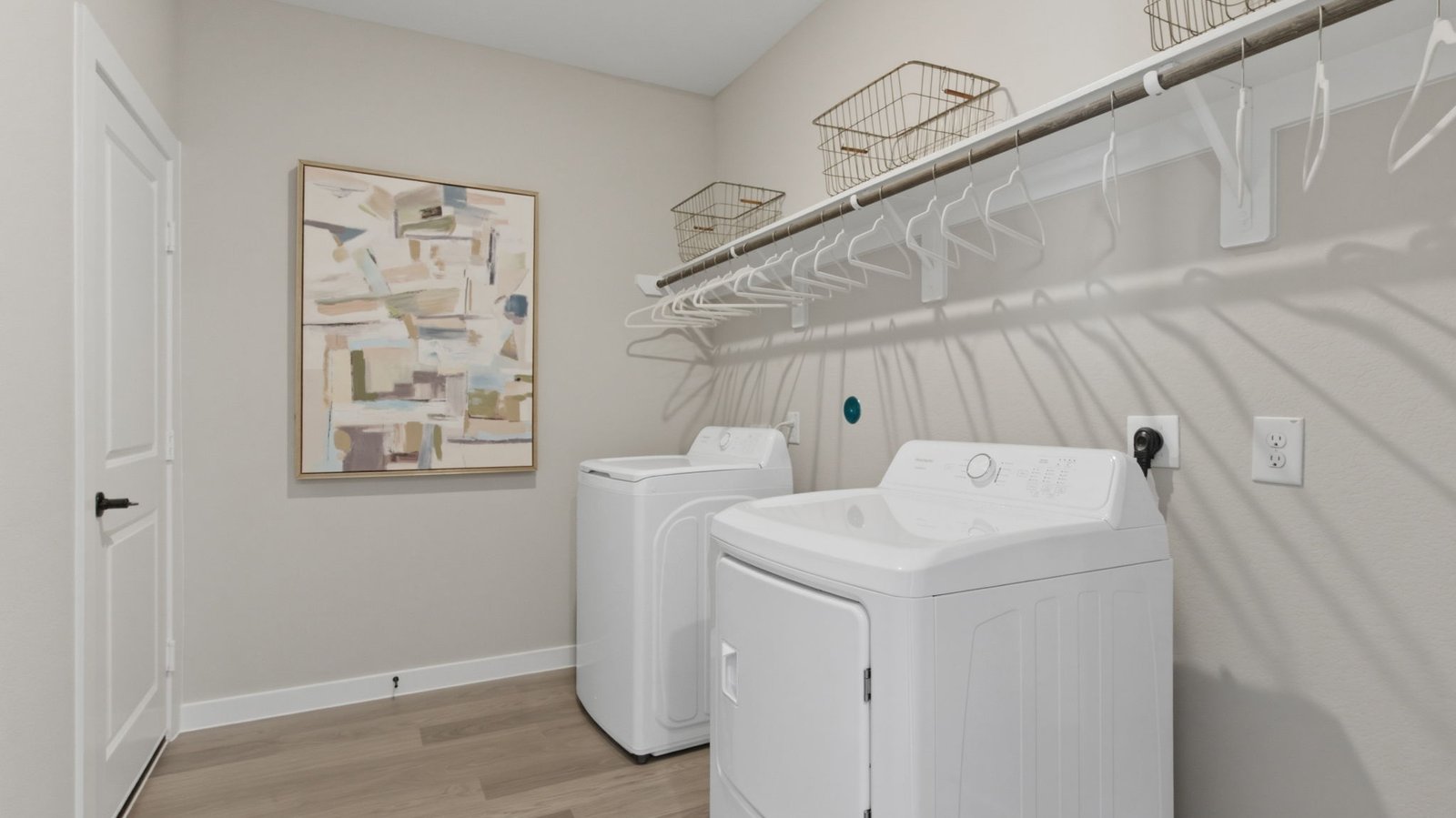 walk in laundry room