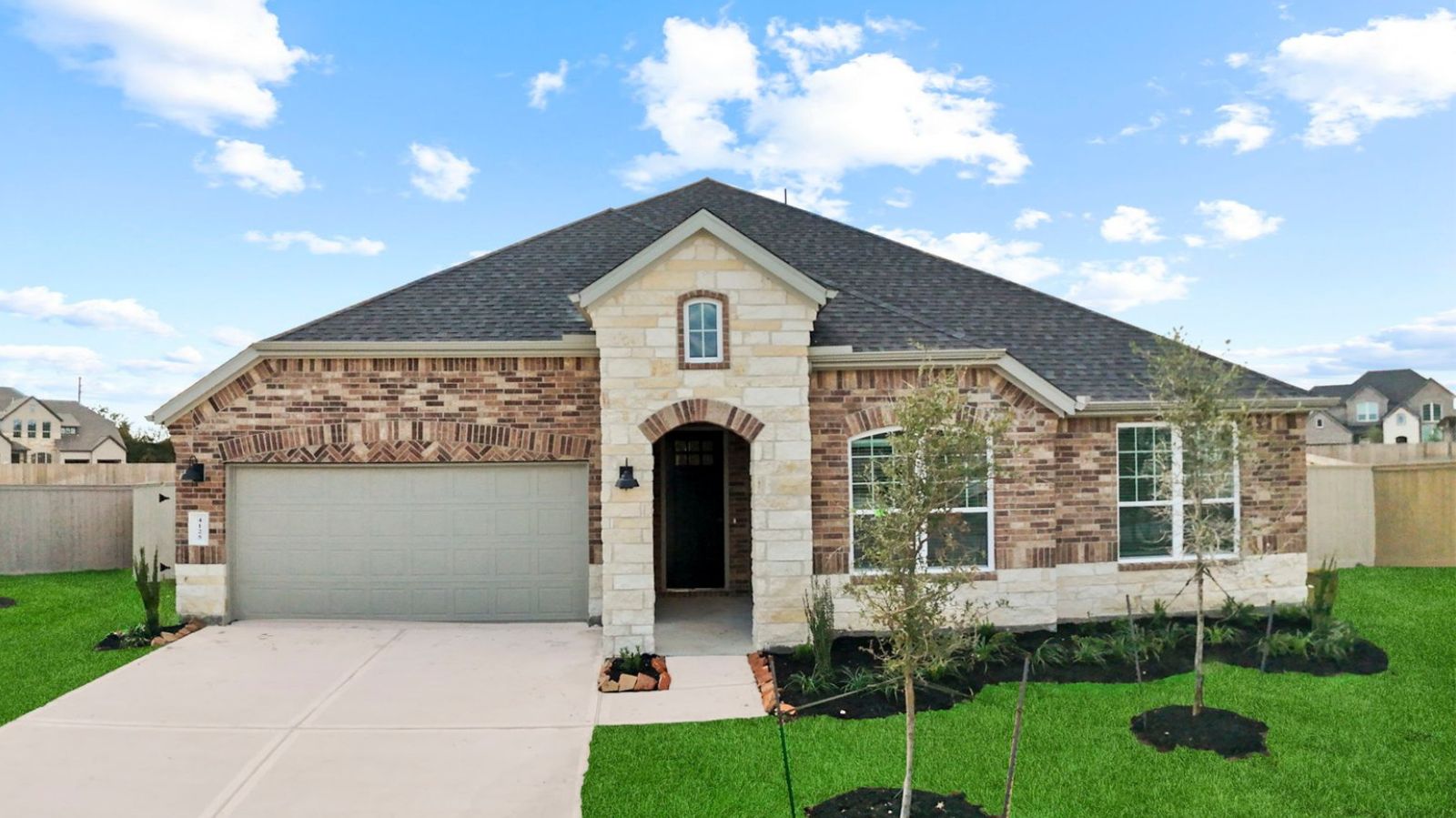 Cardinale one story brick home in Pearland, Texas