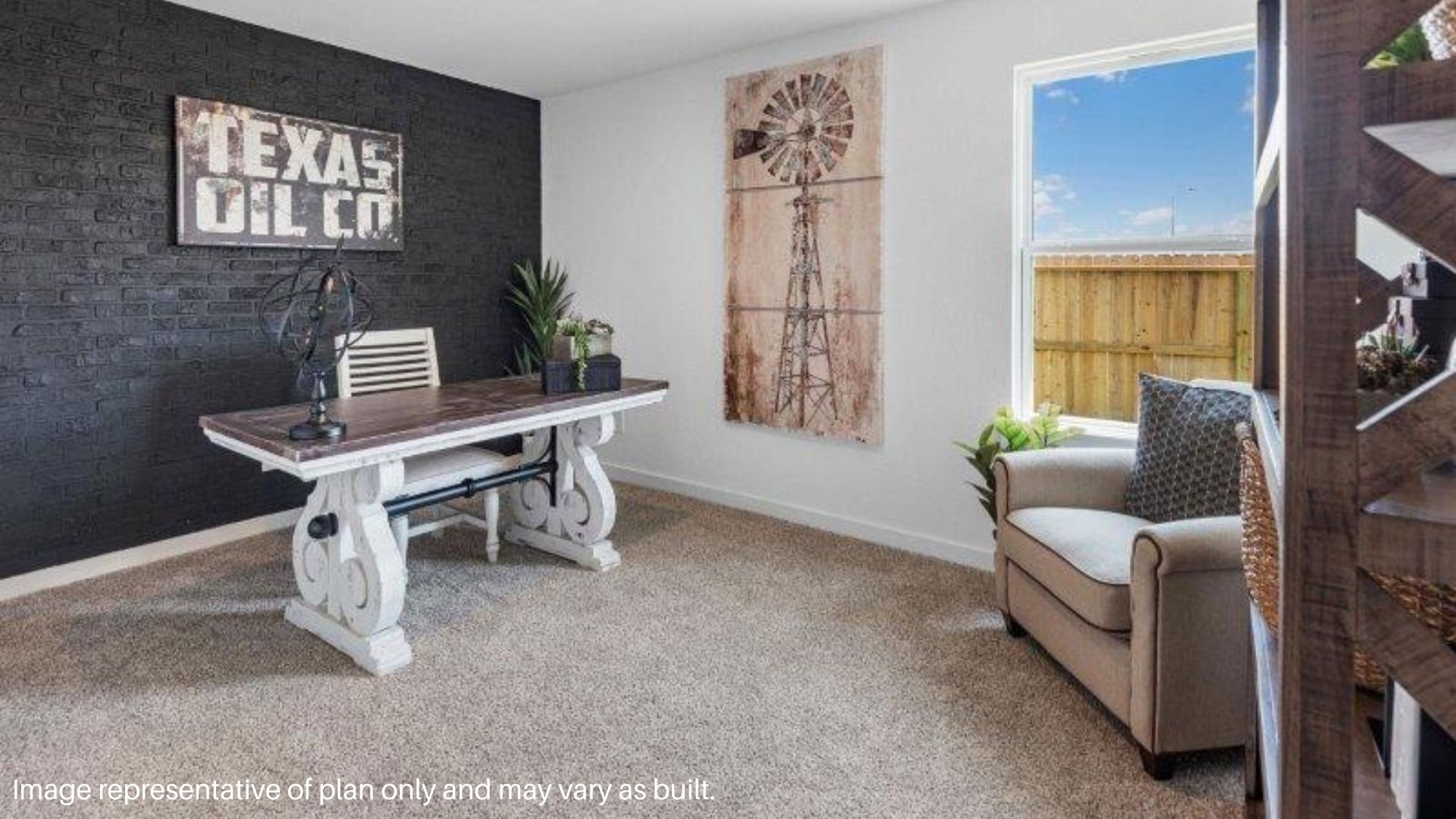 Spacious Secondary bedroom with Large windows