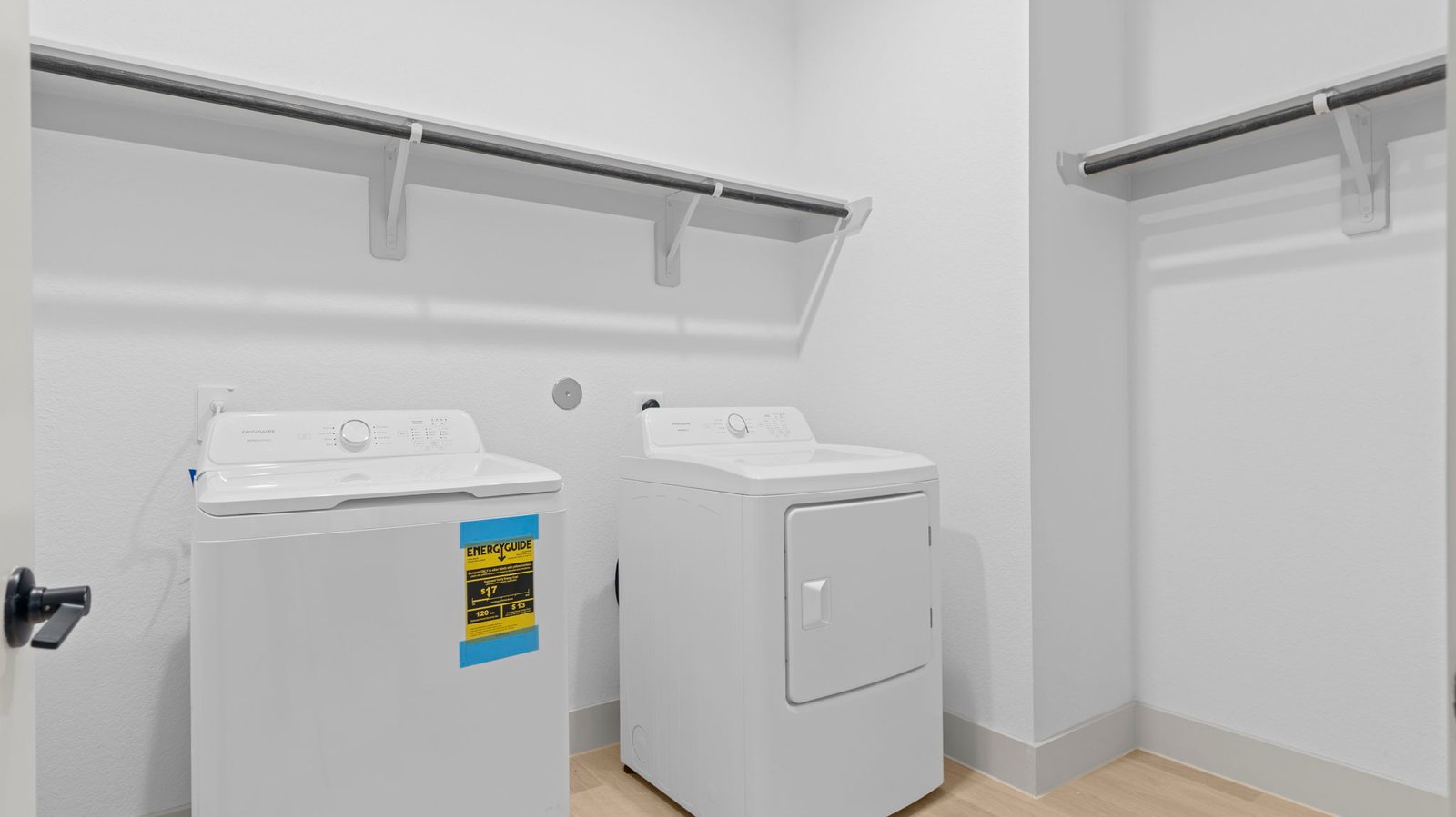 walk in laundry room