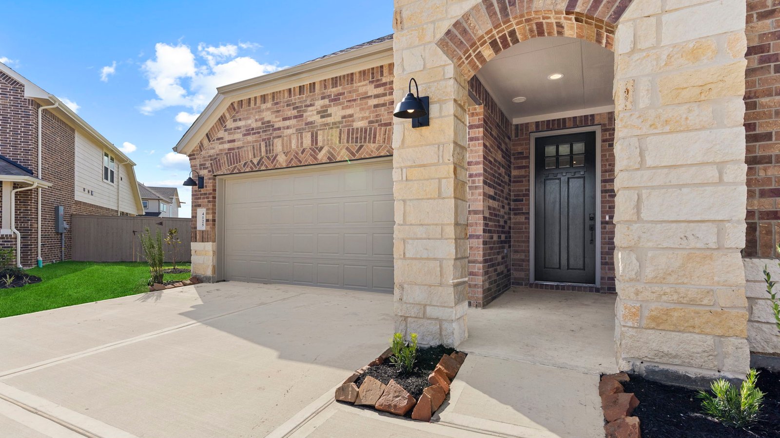 Cardinale floor plan front patio