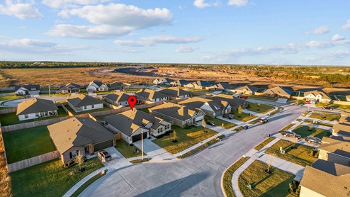 aerial photo of marlow lake community in texas city
