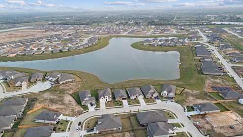 lago mar neighborhood aerial with lake