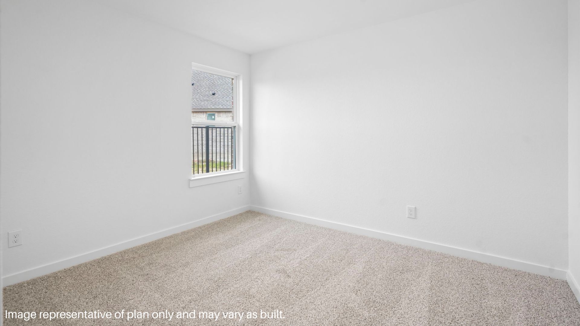 secondary bedroom with one window