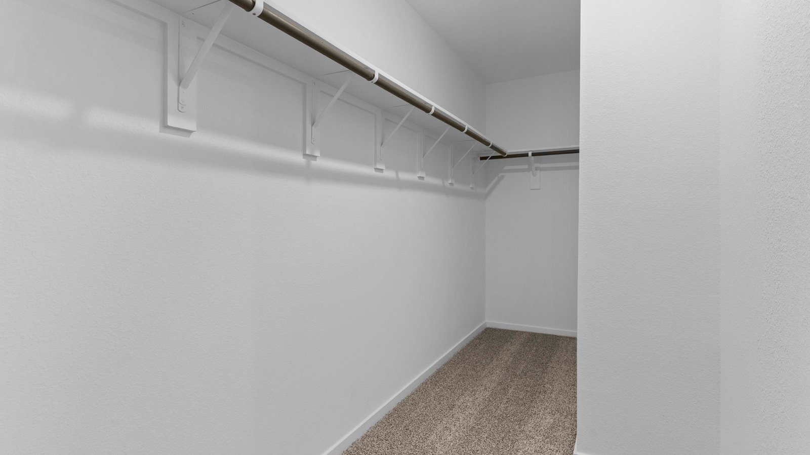 primary walk in closet