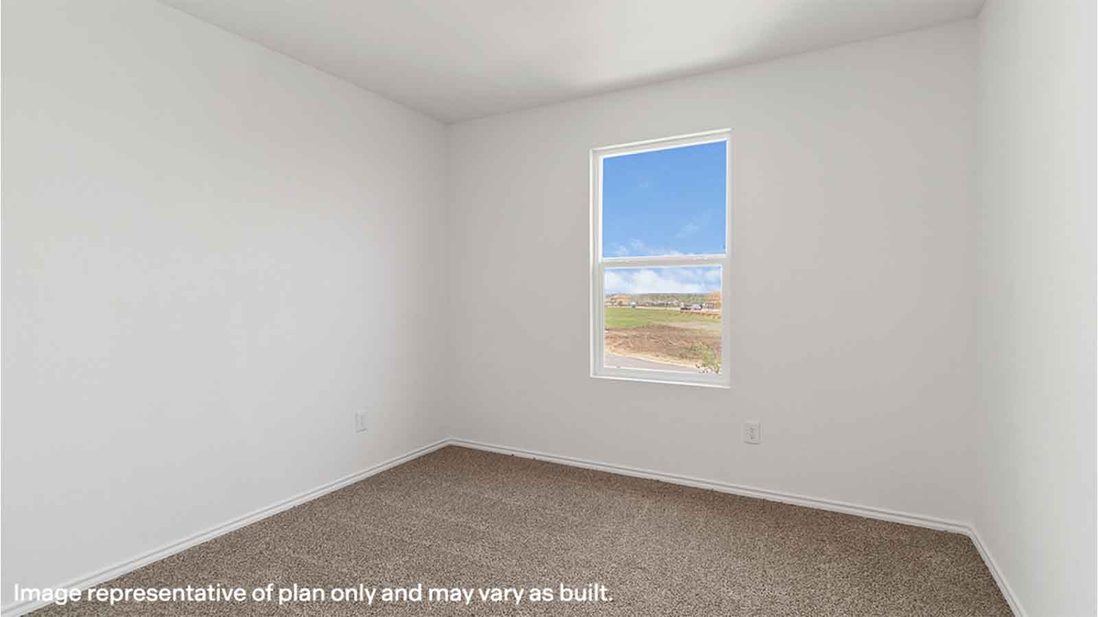 secondary bedroom with one window