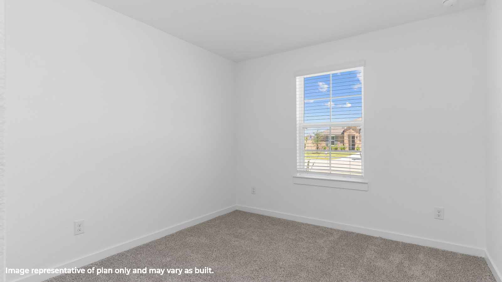 secondary bedroom with one window