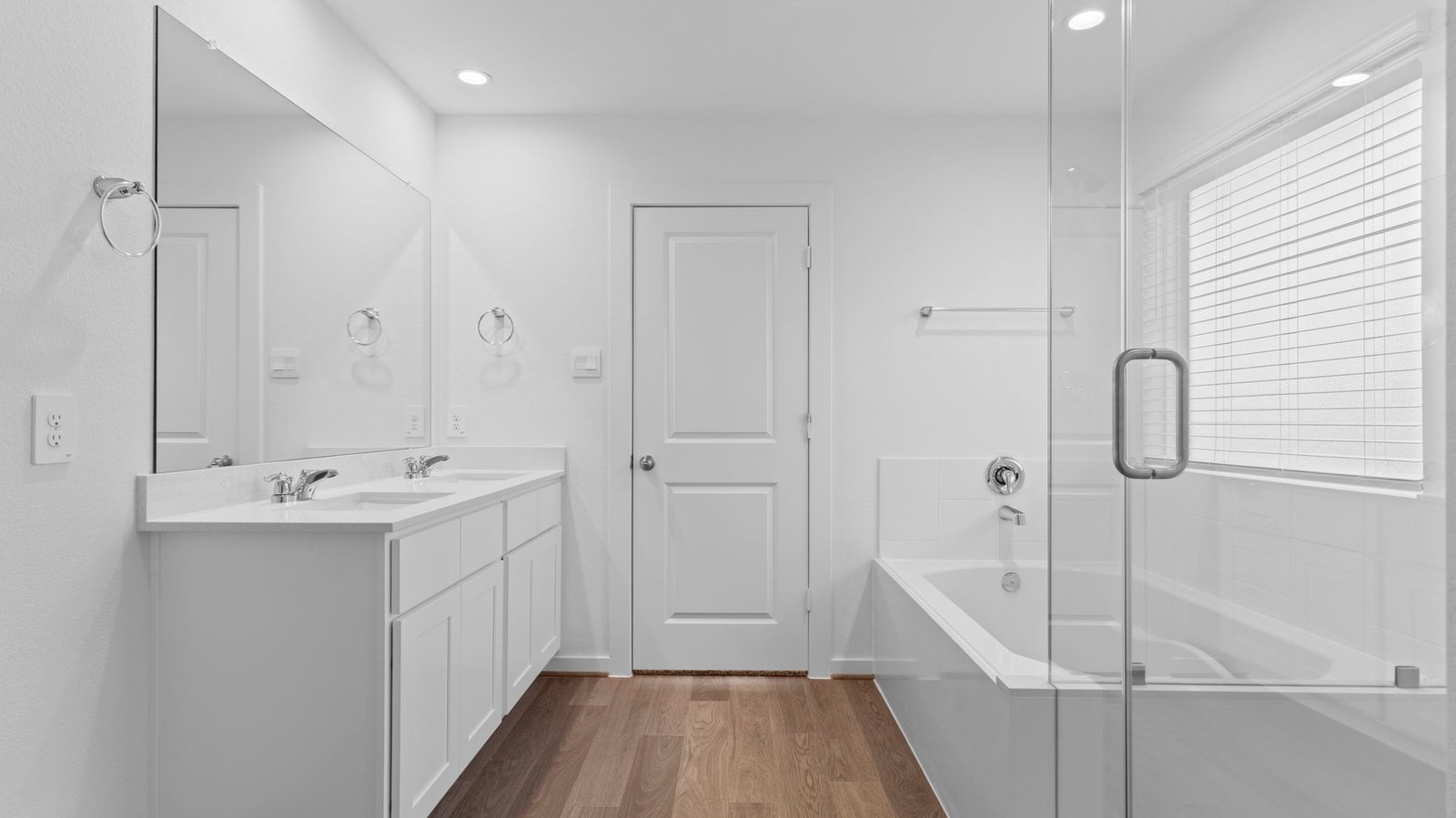 primary bathroom with two sinks